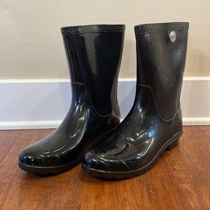 UGG Cienna Rain Boots Size 10